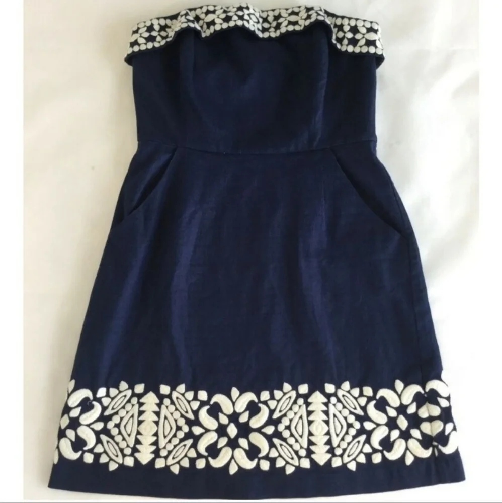 Vineyard Vines Medallion Embroidered Blue & White Strapless Dress - 00